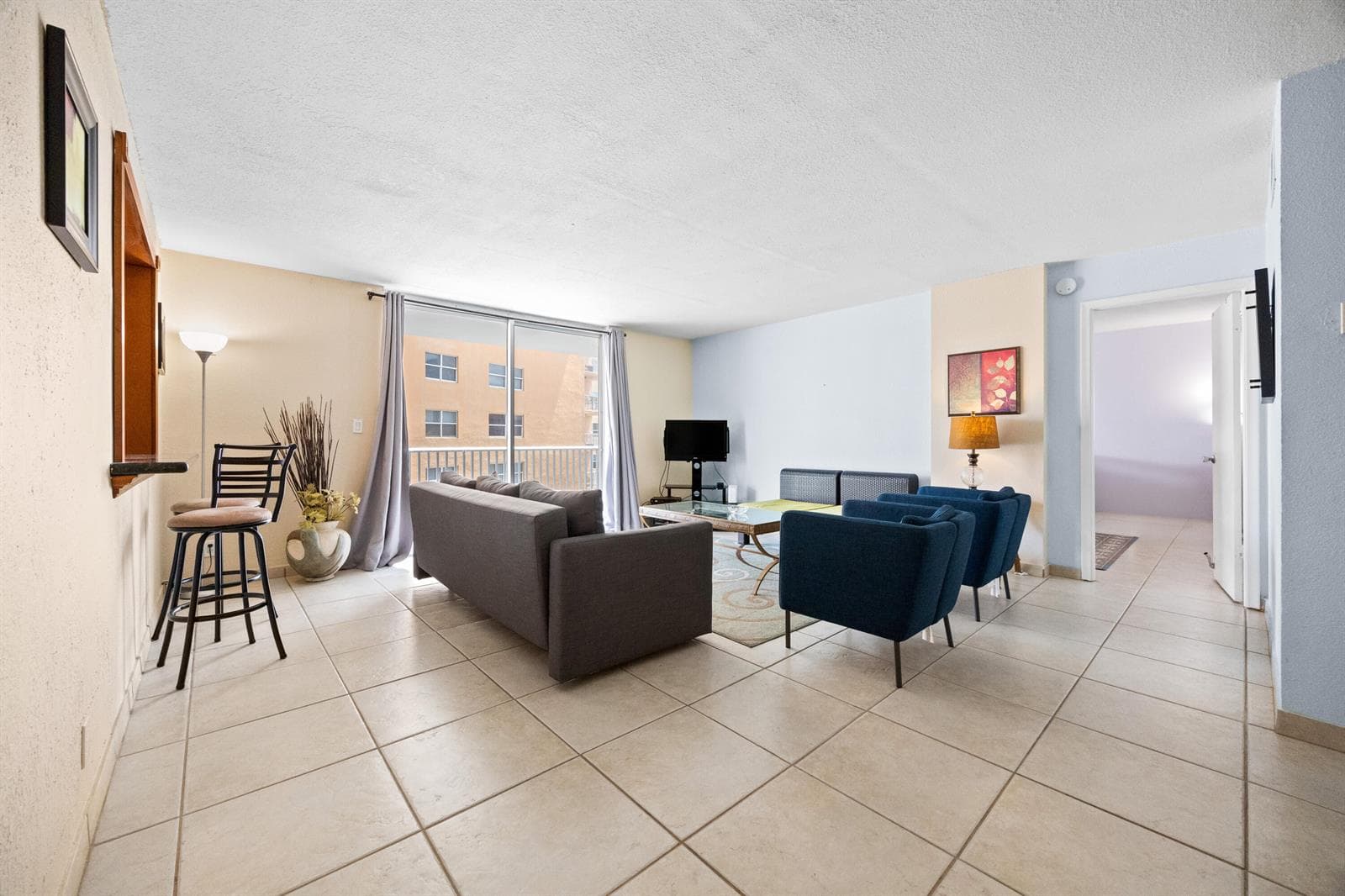 137 Golden Isles Drive # 501, Hallandale Beach, FL 33009 — zdjęcie 5