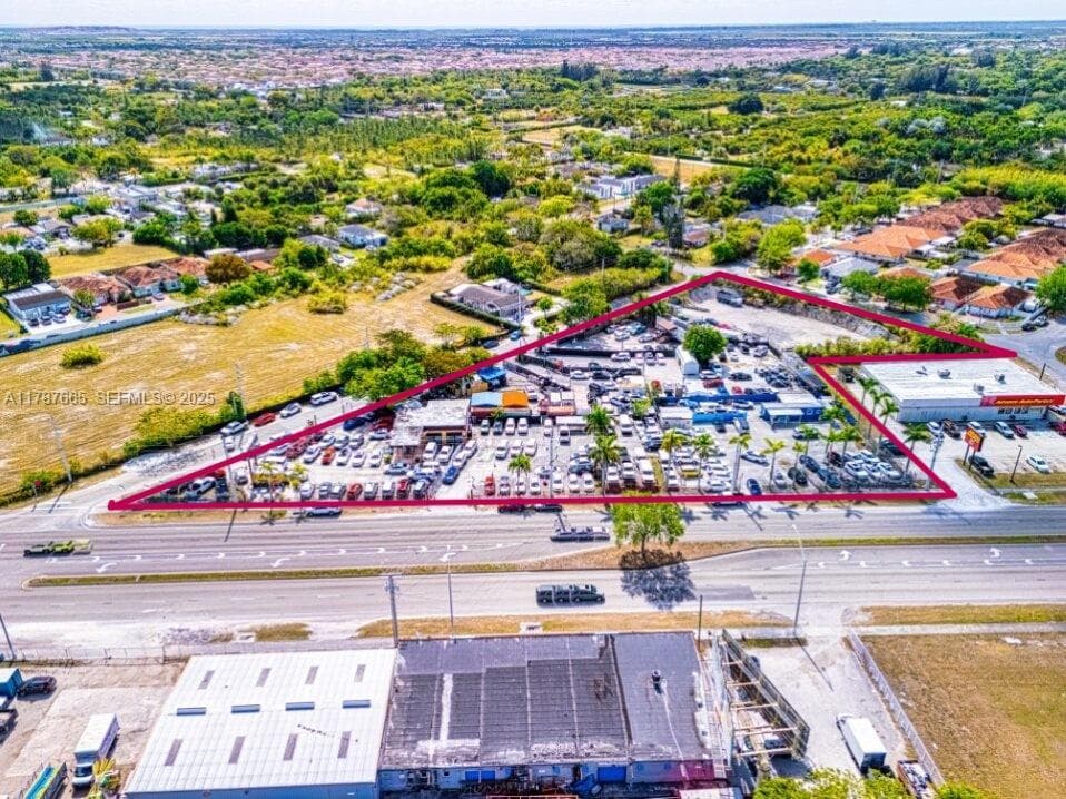 22825 S Dixie Hwy, Miami, FL 33170 — zdjęcie 2