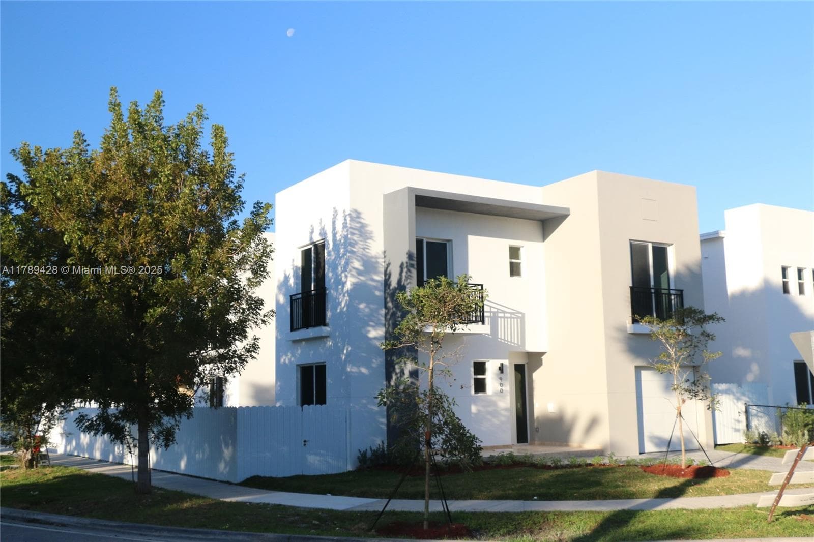 900 SW 24th Rd, Miami, FL 33129 — zdjęcie 2