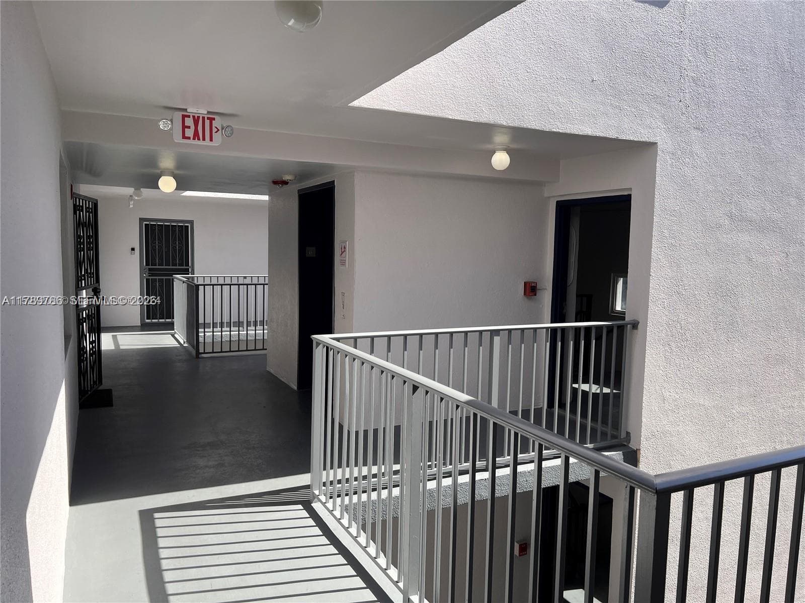 546 SW 1st St # 611, Miami, FL 33130 — zdjęcie 2