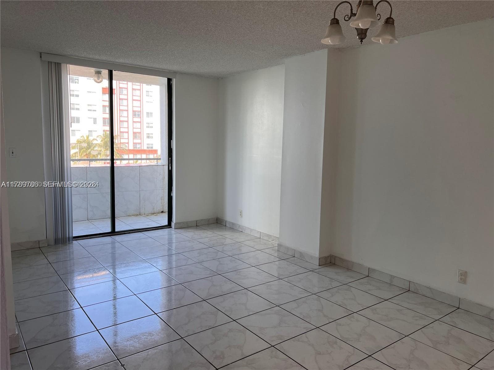 546 SW 1st St # 611, Miami, FL 33130 — zdjęcie 4
