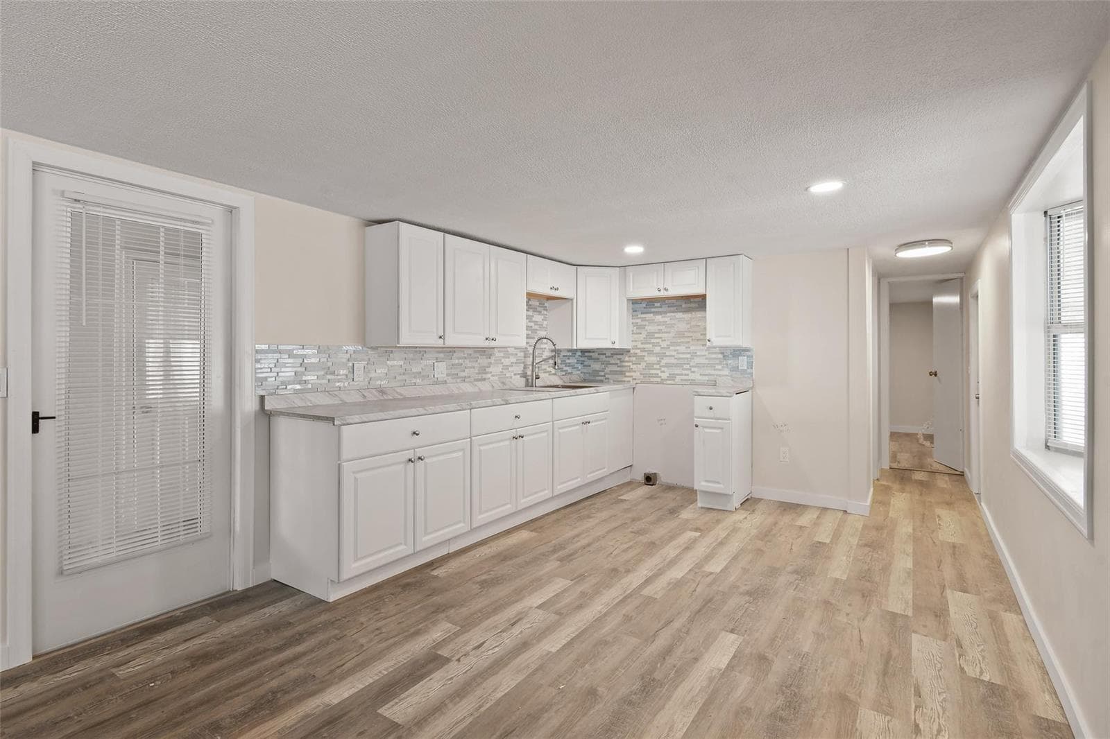 7897 SE Swan Avenue, Hobe Sound, FL 33455 — zdjęcie 5