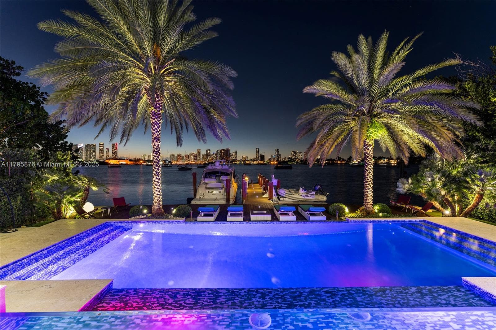441 N Hibiscus Dr, Miami Beach, FL 33139 — zdjęcie 4