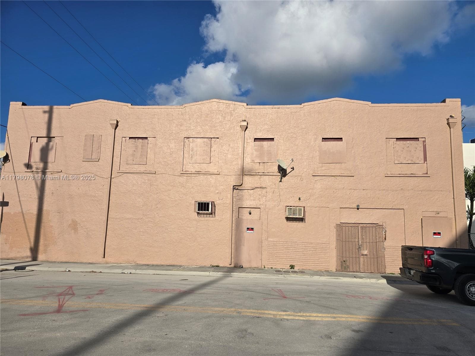 130 NW 14th St, Miami, FL 33136 — zdjęcie 3