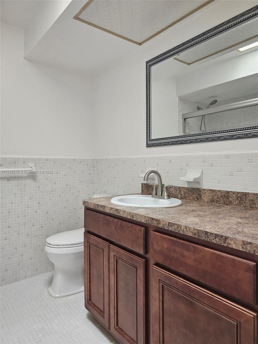 2489 COUNTRY CLUB DR # 102, Titusville, FL 32780