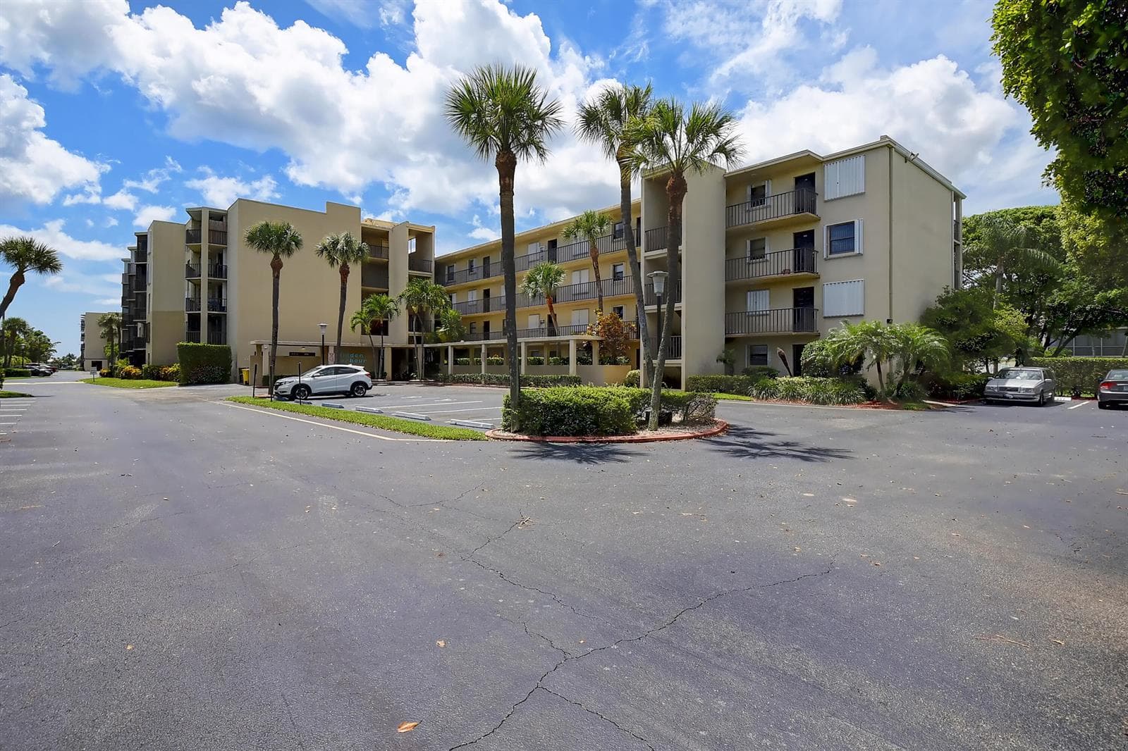890 N Federal Highway # 206, Lantana, FL 33462 — zdjęcie 2