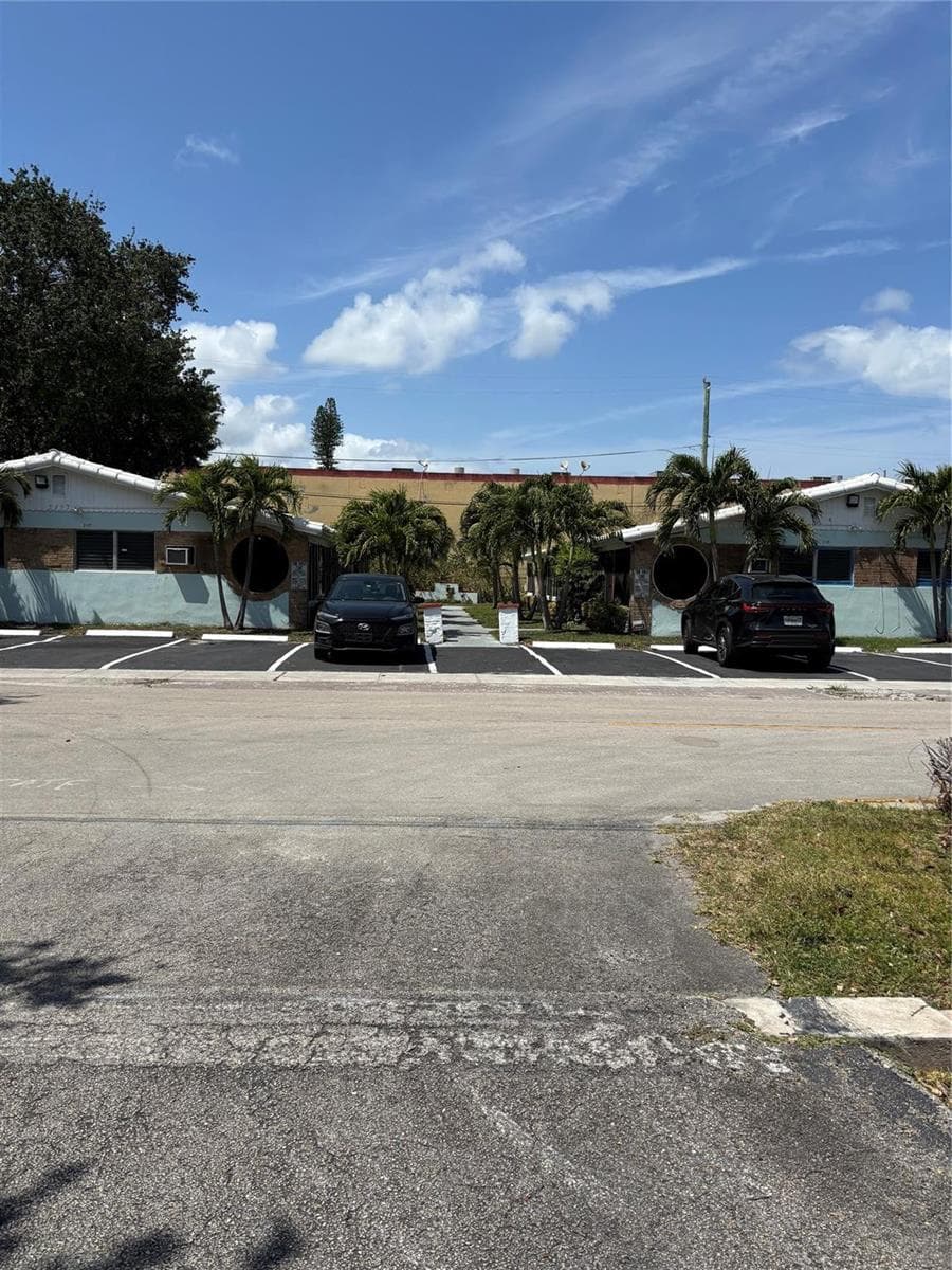 2117 Polk Street, Hollywood, FL 33020 — zdjęcie 5