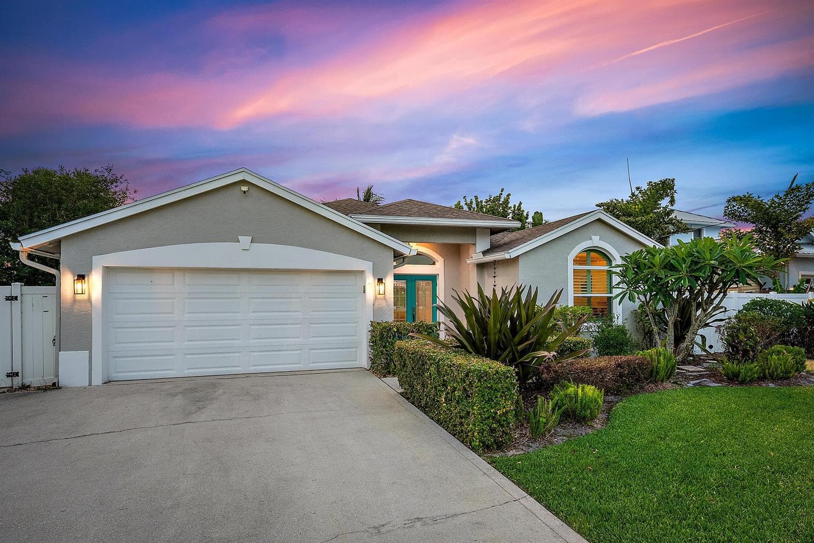 15129 Harriet Avenue, Jupiter, FL 33458