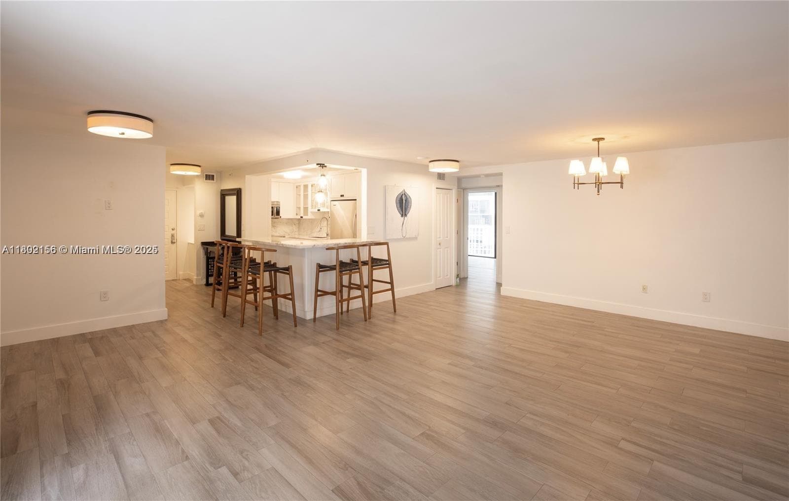 6061 Collins Ave # 7D, Miami Beach, FL 33140 — zdjęcie 5