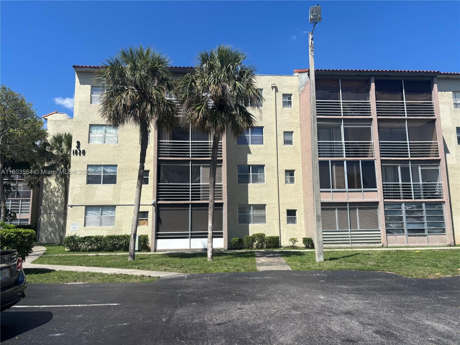 1820 N 81st Ave # 3310, North Lauderdale, FL 33068