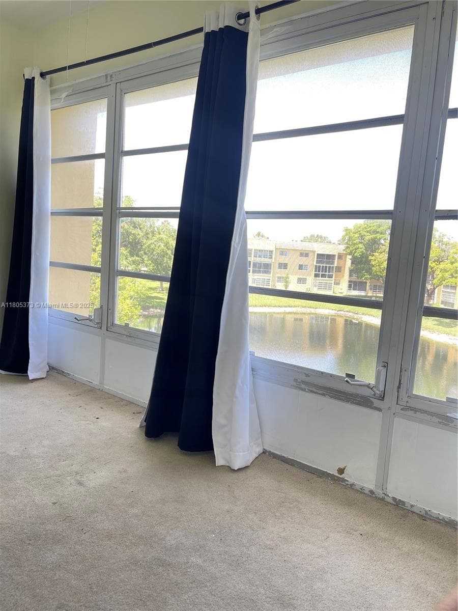 6071 NW 61st Ave # 311, Tamarac, FL 33319 — zdjęcie 4