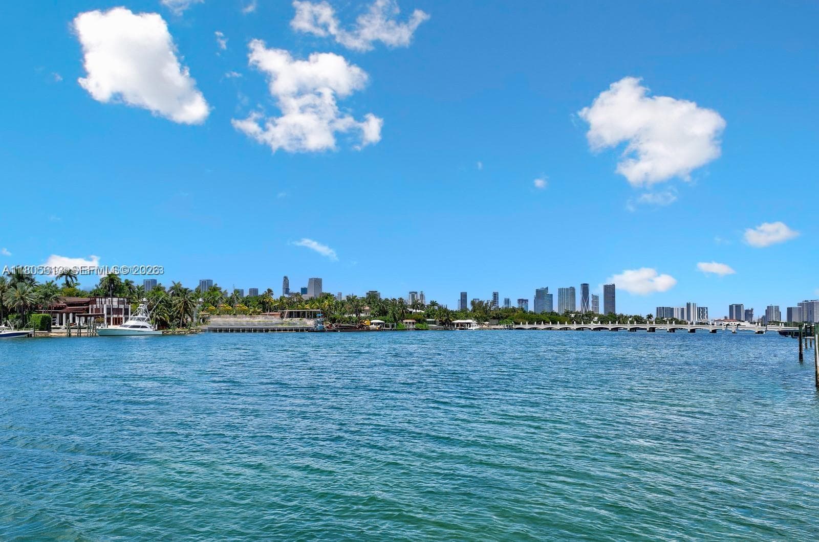 56 S Hibiscus Dr, Miami Beach, FL 33139 — zdjęcie 2