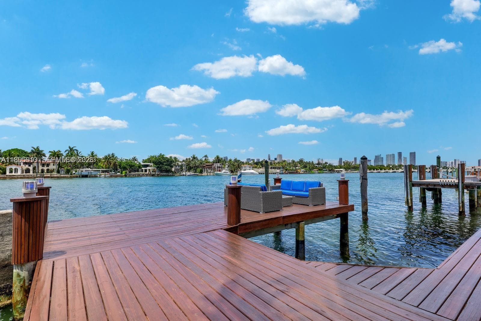56 S Hibiscus Dr, Miami Beach, FL 33139 — zdjęcie 5