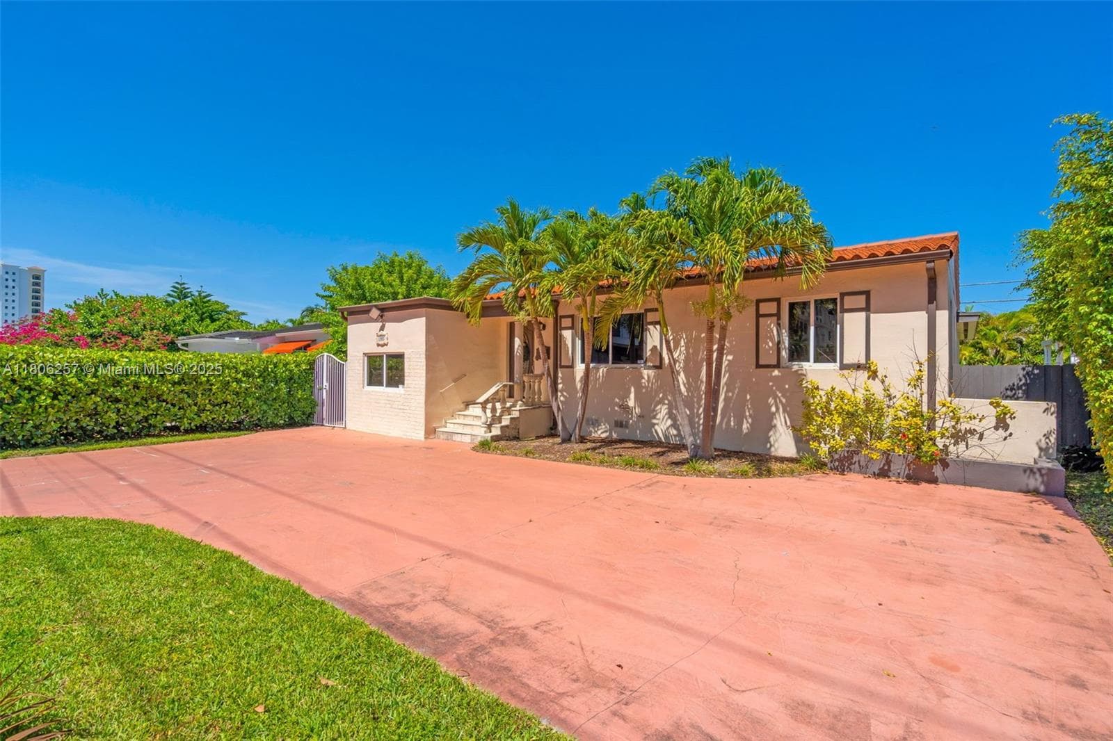 1901 SW 37th Ave, Miami, FL 33145 — zdjęcie 5