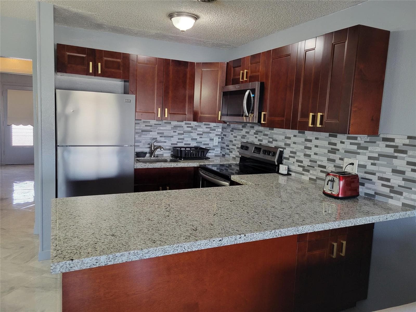 800 SW 11th Avenue # 17, Hallandale Beach, FL 33009 — zdjęcie 2
