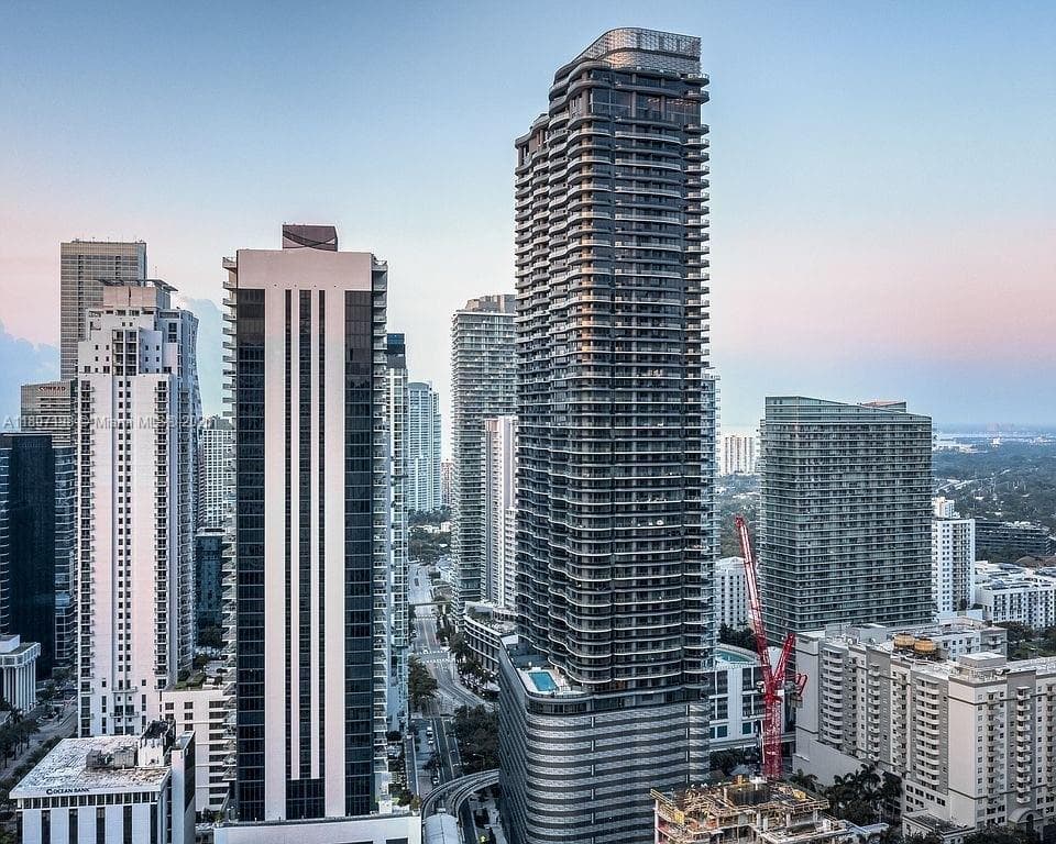 1000 Brickell Plz # 2705, Miami, FL 33131