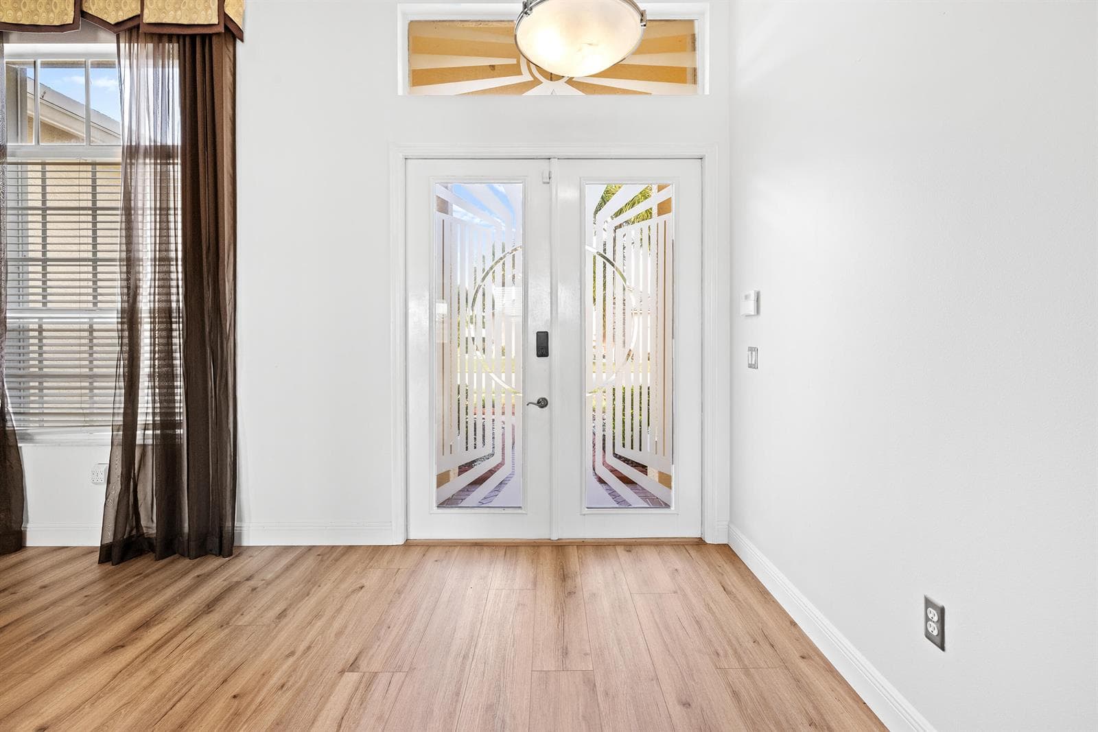 525 SW Lake Manatee Way, Port St. Lucie, FL 34986 — zdjęcie 3