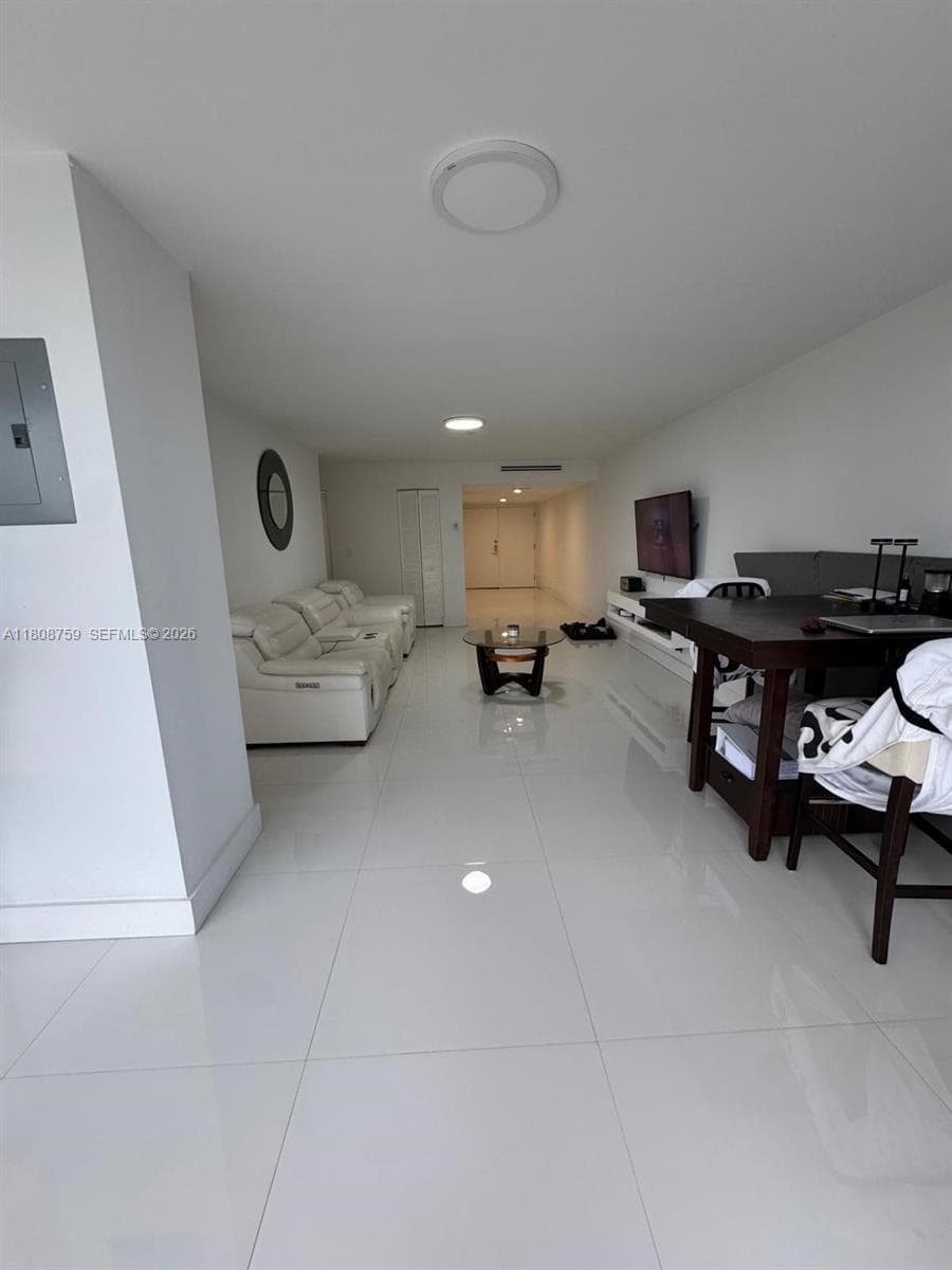 6423 Collins Ave # 1001, Miami Beach, FL 33141 — zdjęcie 3