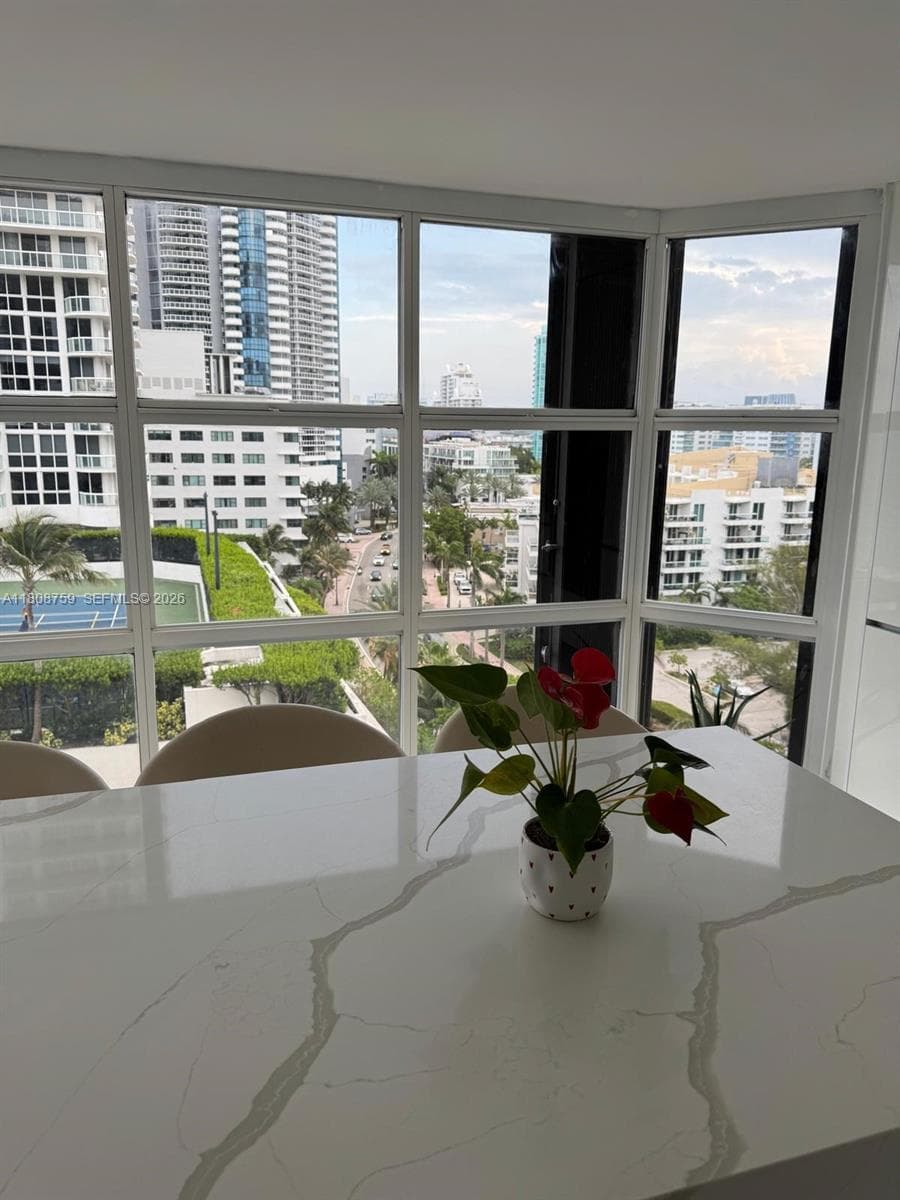 6423 Collins Ave # 1001, Miami Beach, FL 33141 — zdjęcie 4