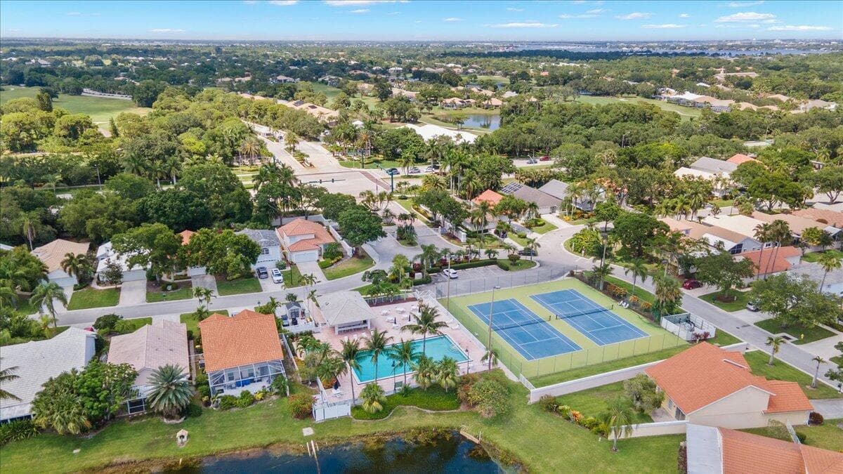 1995 SW Silver Pine Way # Bldg 119 H1, Palm City, FL 34990 — zdjęcie 5