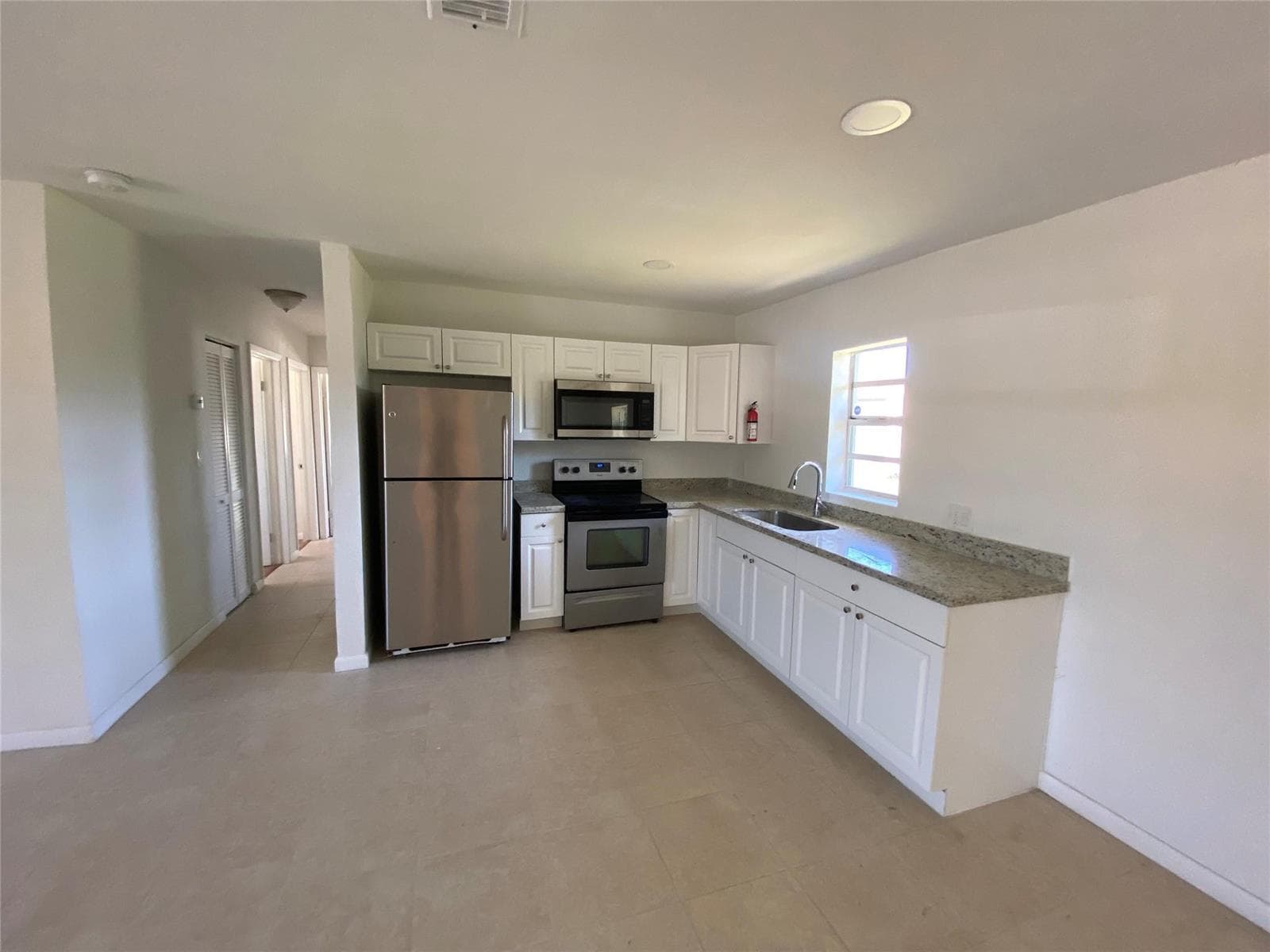 1654 43rd Street, West Palm Beach, FL 33407 — zdjęcie 3