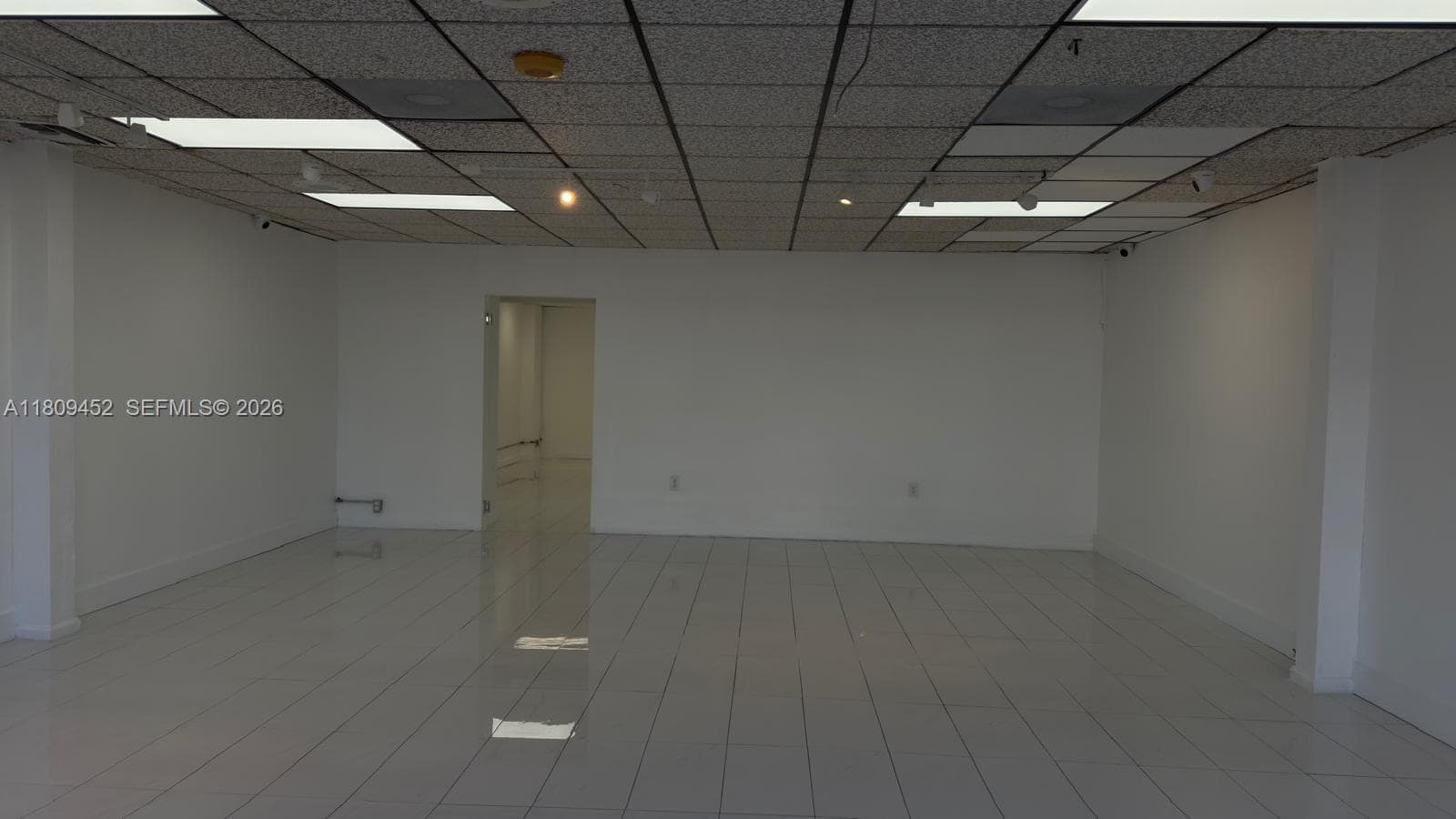3960 W 16th Ave # 204, Hialeah, FL 33012 — zdjęcie 3