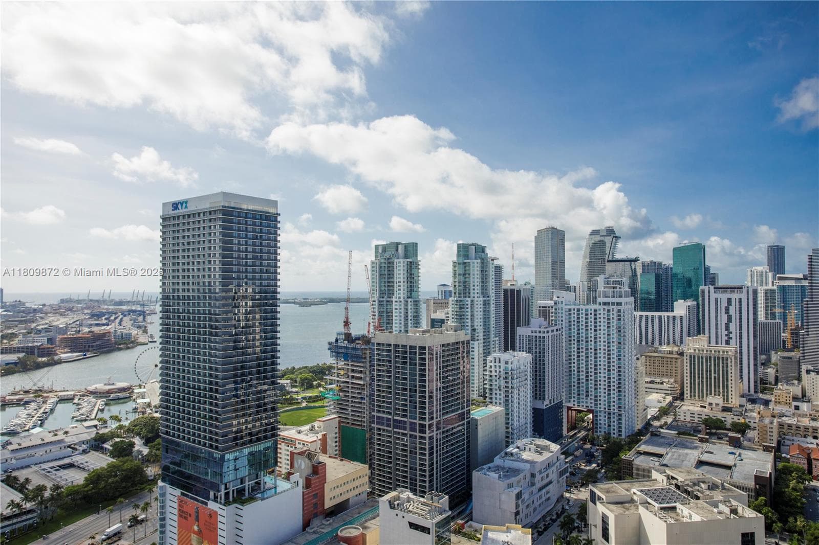 601 NE 1st St # 3907, Miami, FL 33132