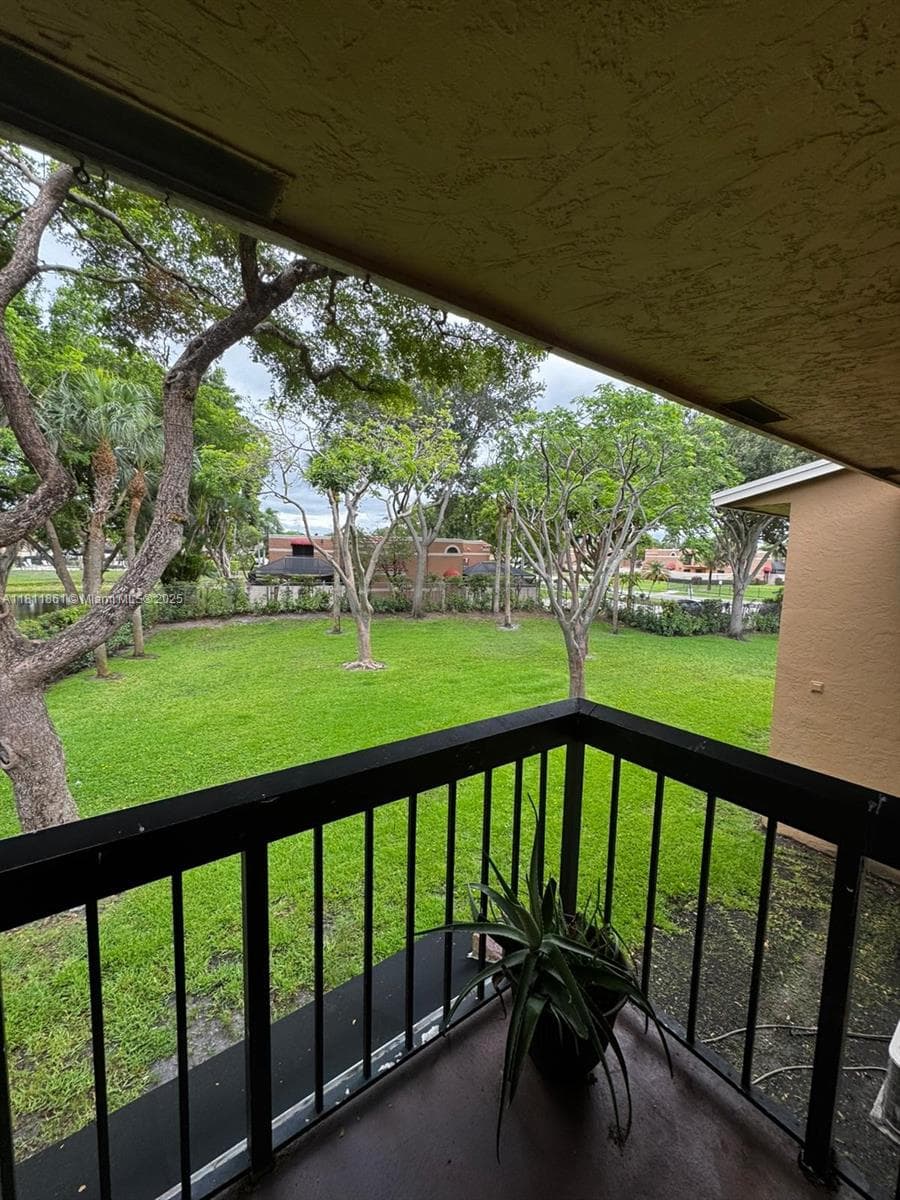 6023 10th Ave N # 215, Green Acres, FL 33463 — zdjęcie 4