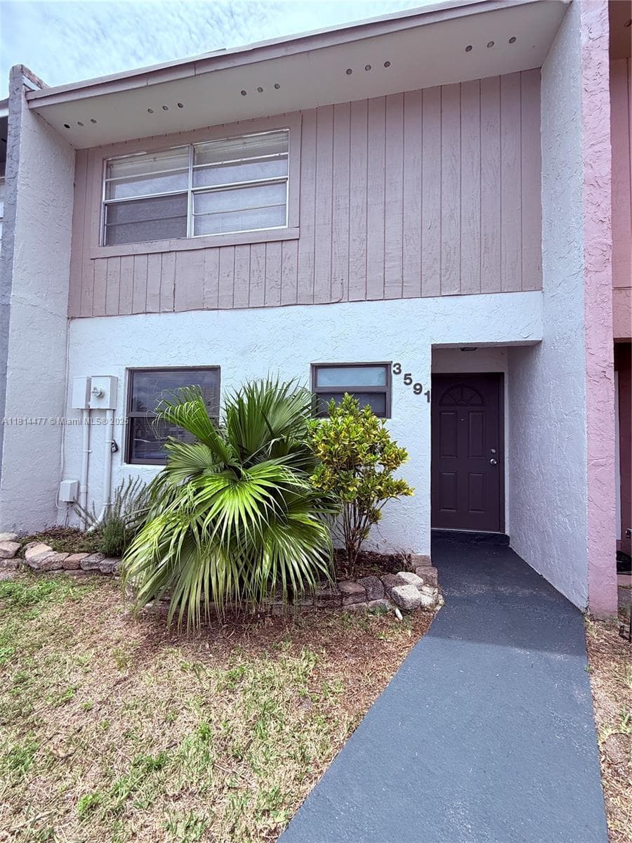 3591 NW 91st Ave, Sunrise, FL 33351 — zdjęcie 2