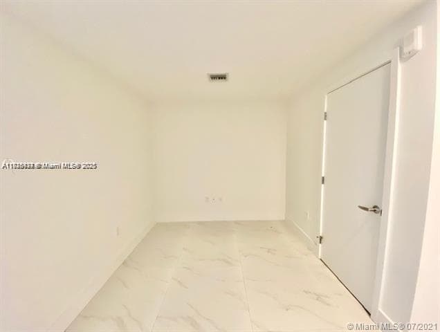 16385 Biscayne Blvd # 702, North Miami Beach, FL 33160 — zdjęcie 3
