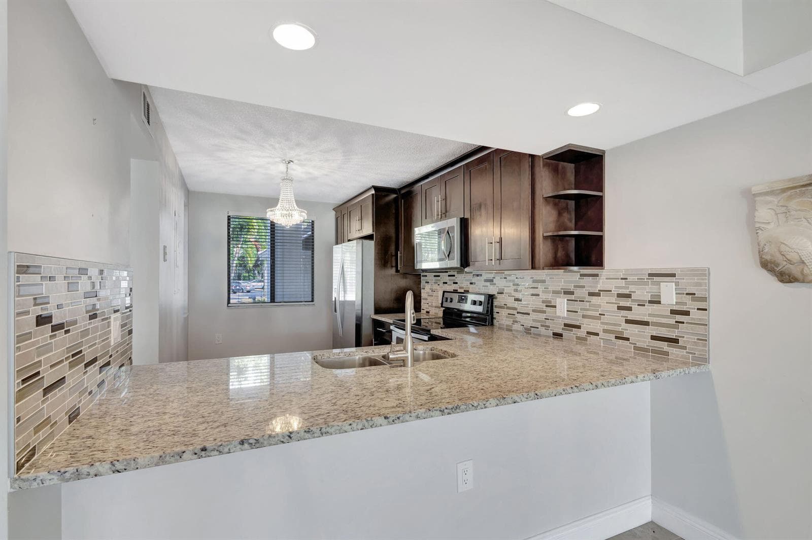 2741 Village Boulevard # 104, West Palm Beach, FL 33409 — zdjęcie 5