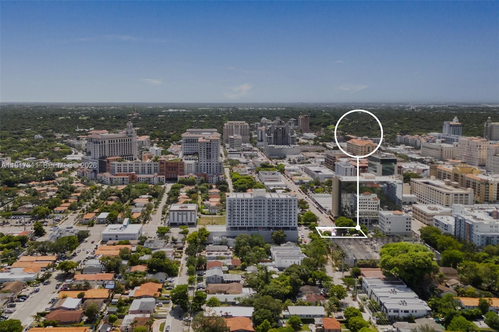 2345 SW 37th Ave, Miami, FL 33145 — zdjęcie 3