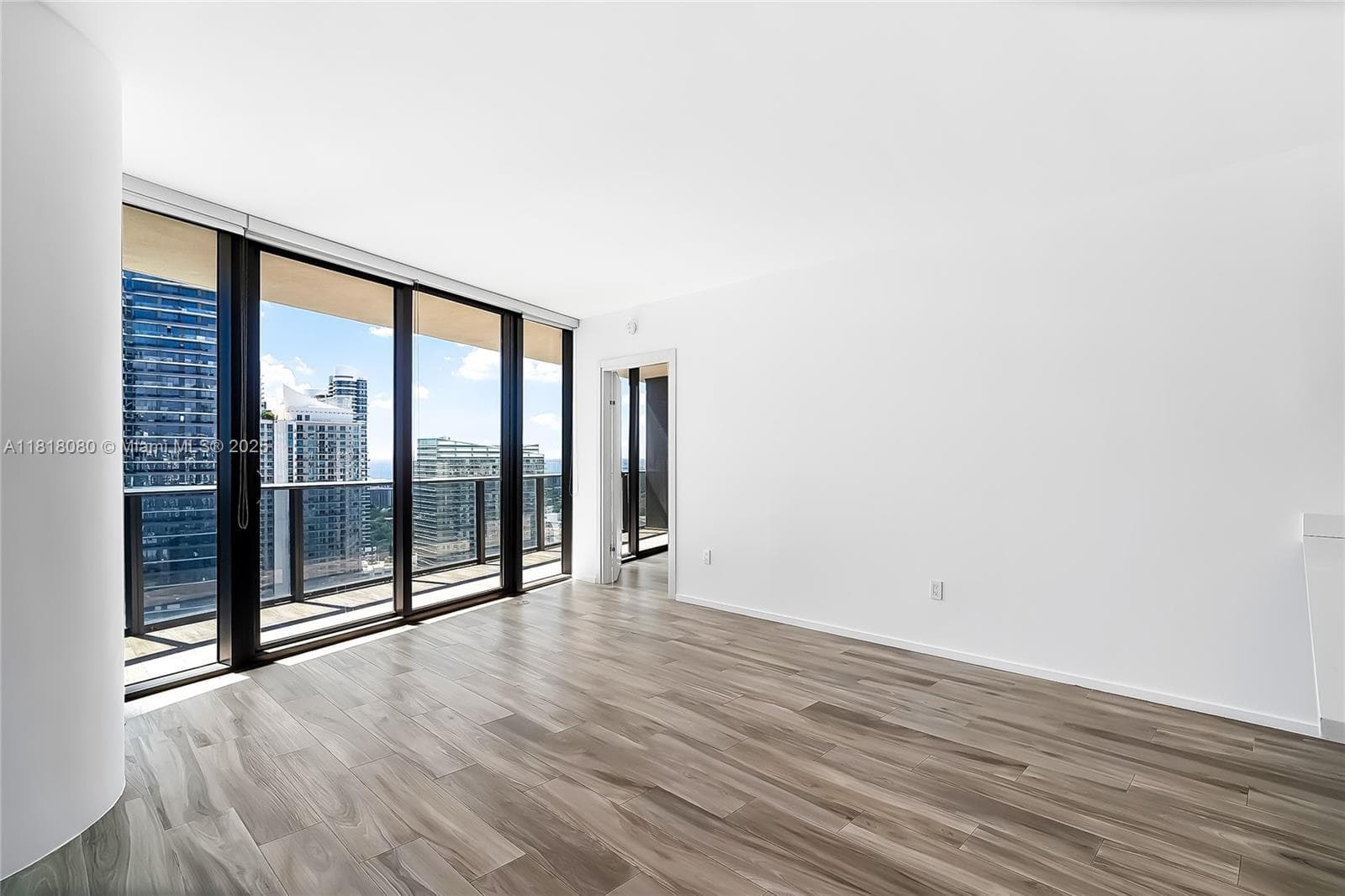 801 S Miami Ave # 3704, Miami, FL 33130 — zdjęcie 3