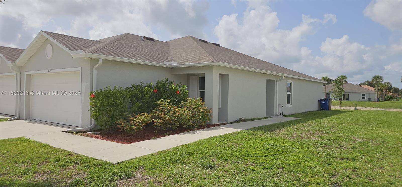 9124 Aegean Cir, Lehigh Acres, FL 33936 — zdjęcie 3