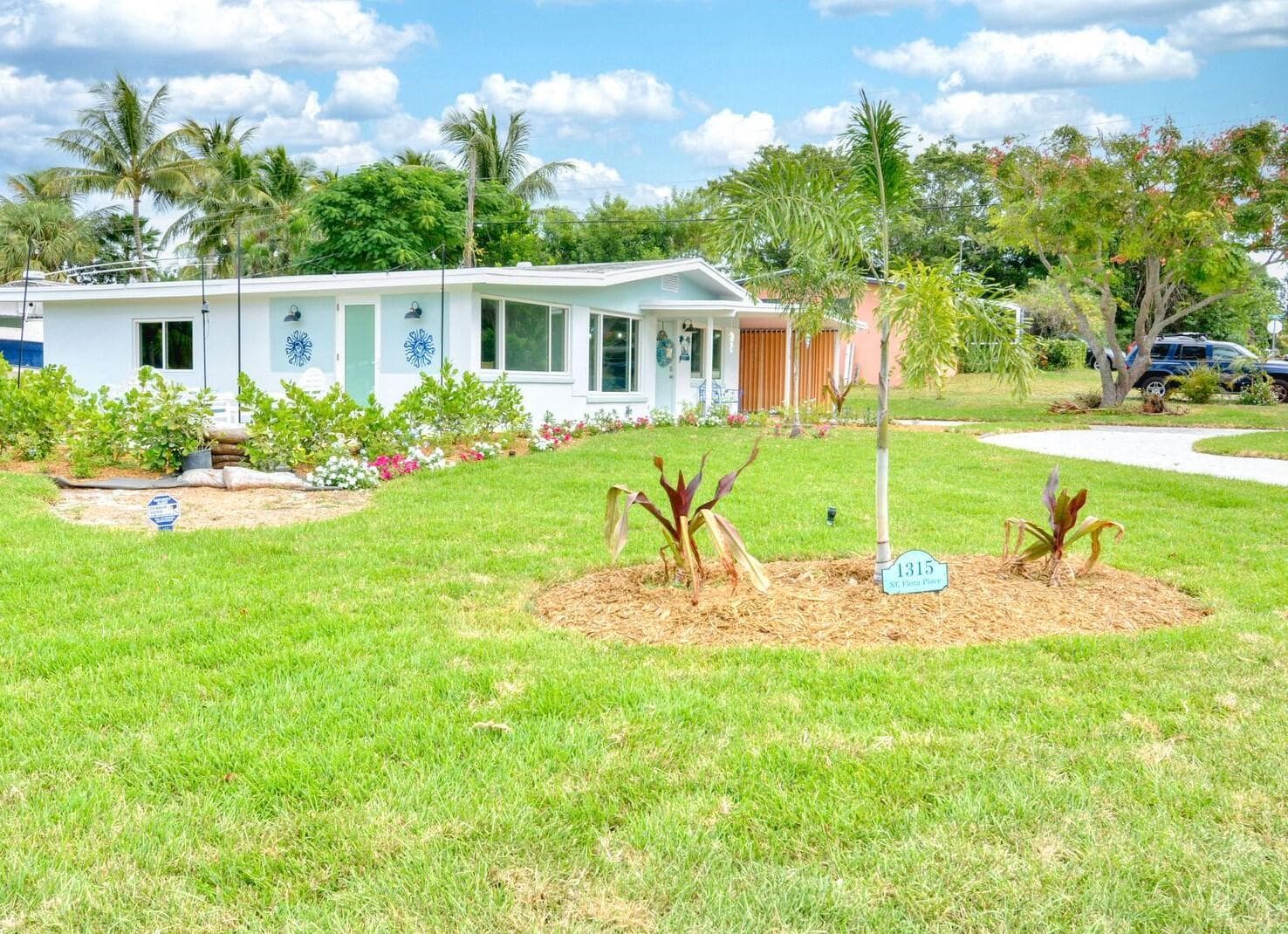 1315 NE Flora Place, Jensen Beach, FL 34957 — zdjęcie 3