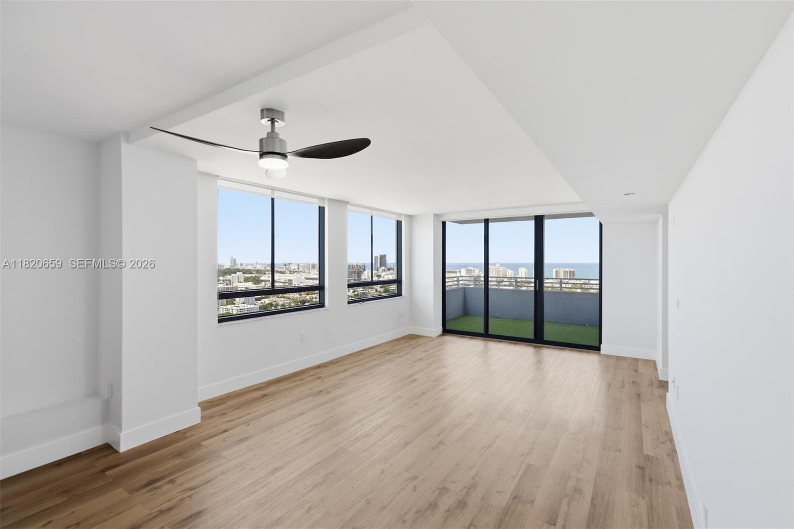 1330 West Ave # 3007, Miami Beach, FL 33139 — zdjęcie 2