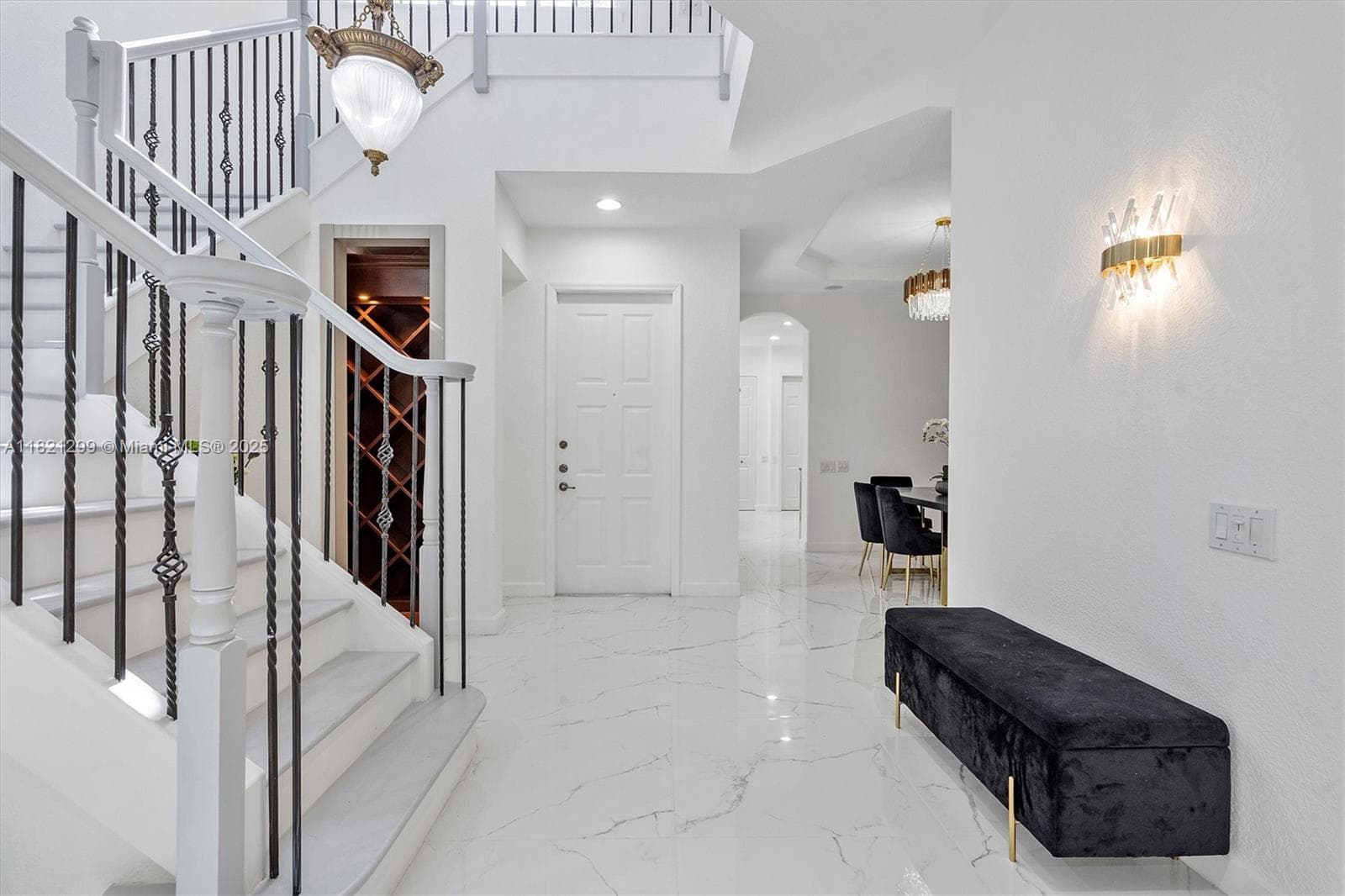 1382 Harbor Vw W, Hollywood, FL 33019 — zdjęcie 4