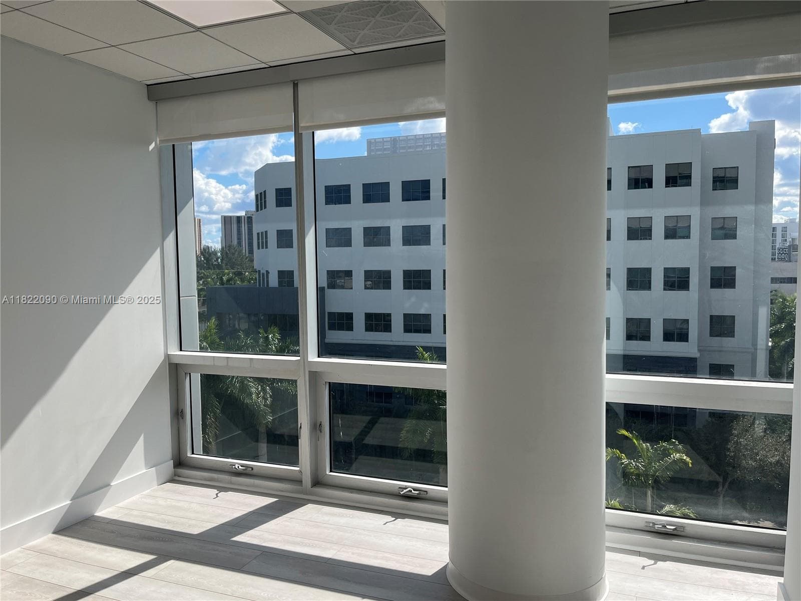 20900 NE 30th Ave # 410-411-412, Aventura, FL 33180 — zdjęcie 3