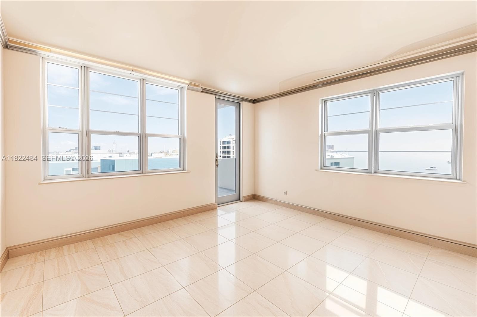 100 Lincoln Rd # 811, Miami Beach, FL 33139 — zdjęcie 2