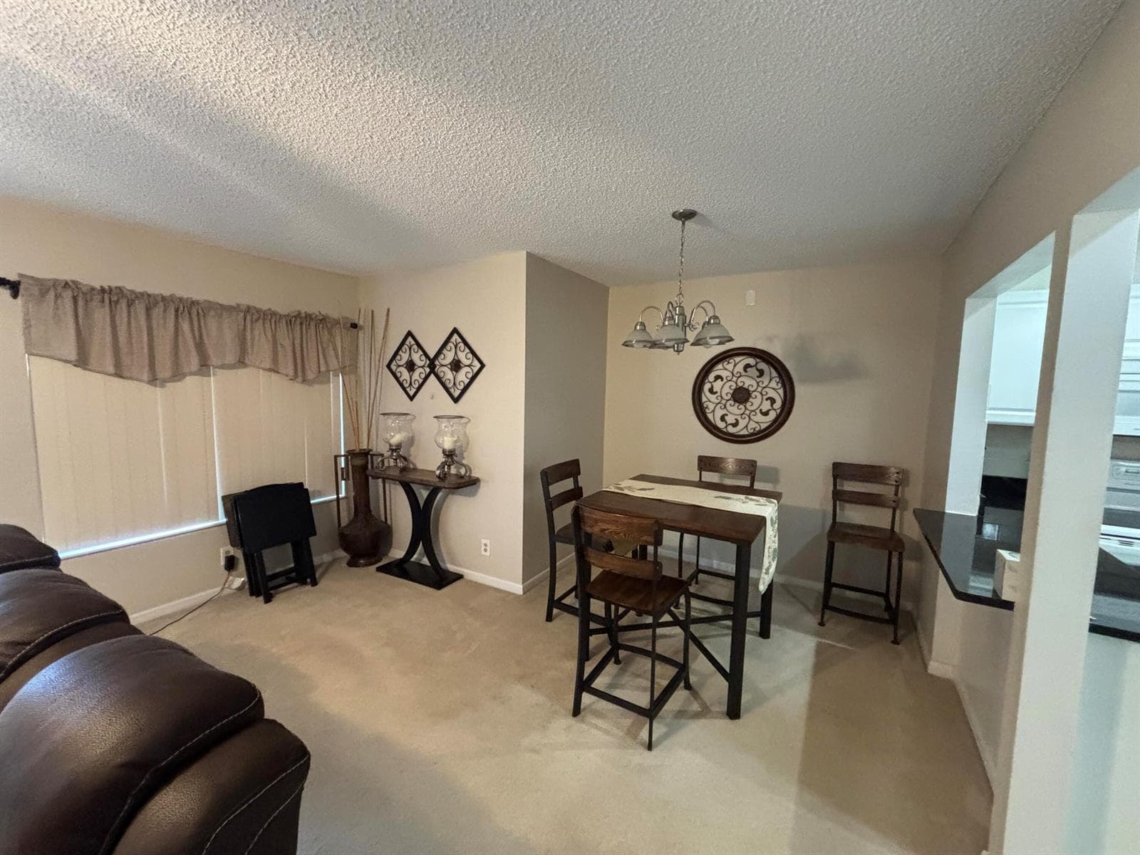 335 Knotty Pine Circle # D2, FL 33463 — zdjęcie 4