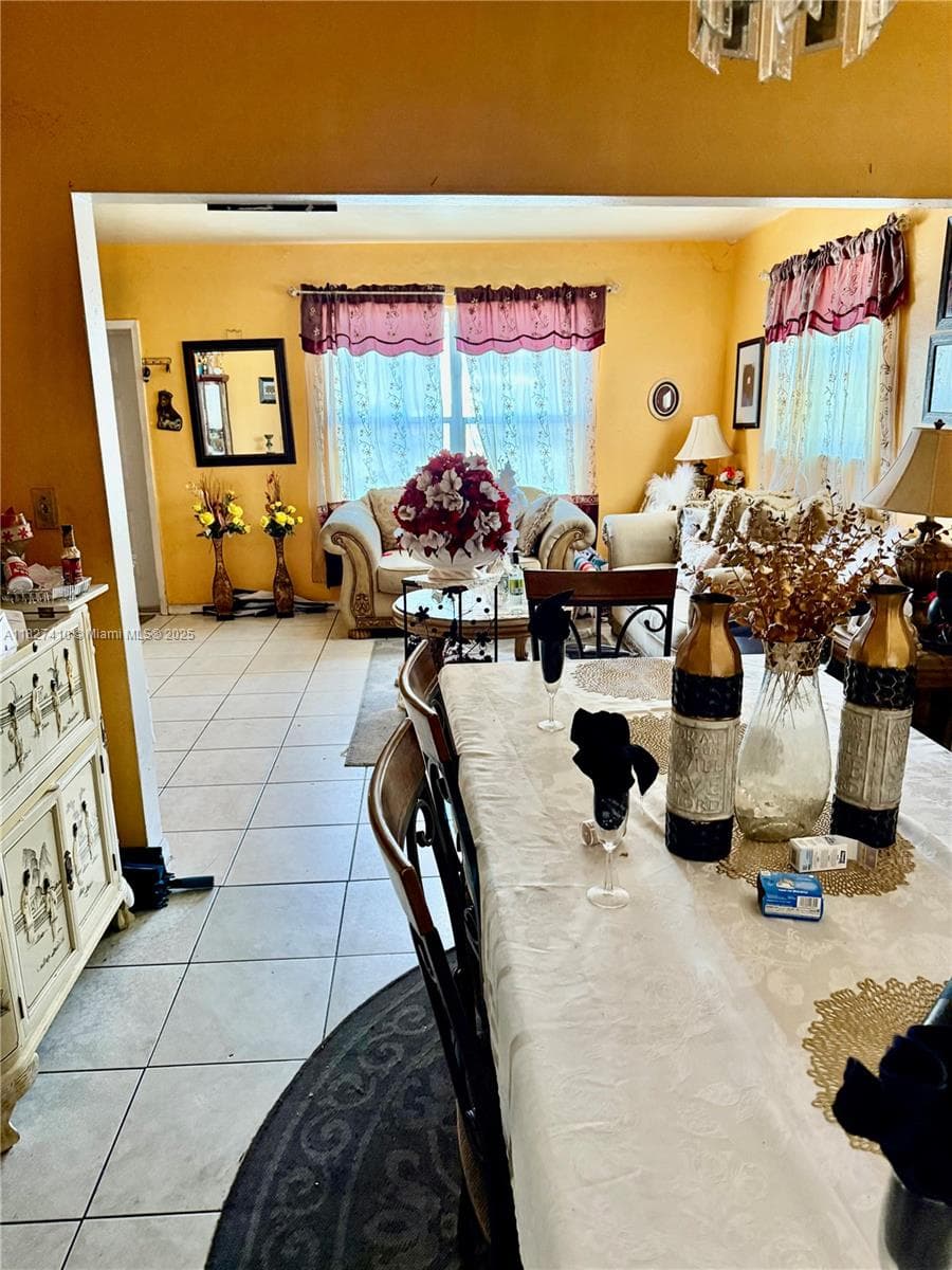 1180 NW 46th Ave, Lauderhill, FL 33313 — zdjęcie 2