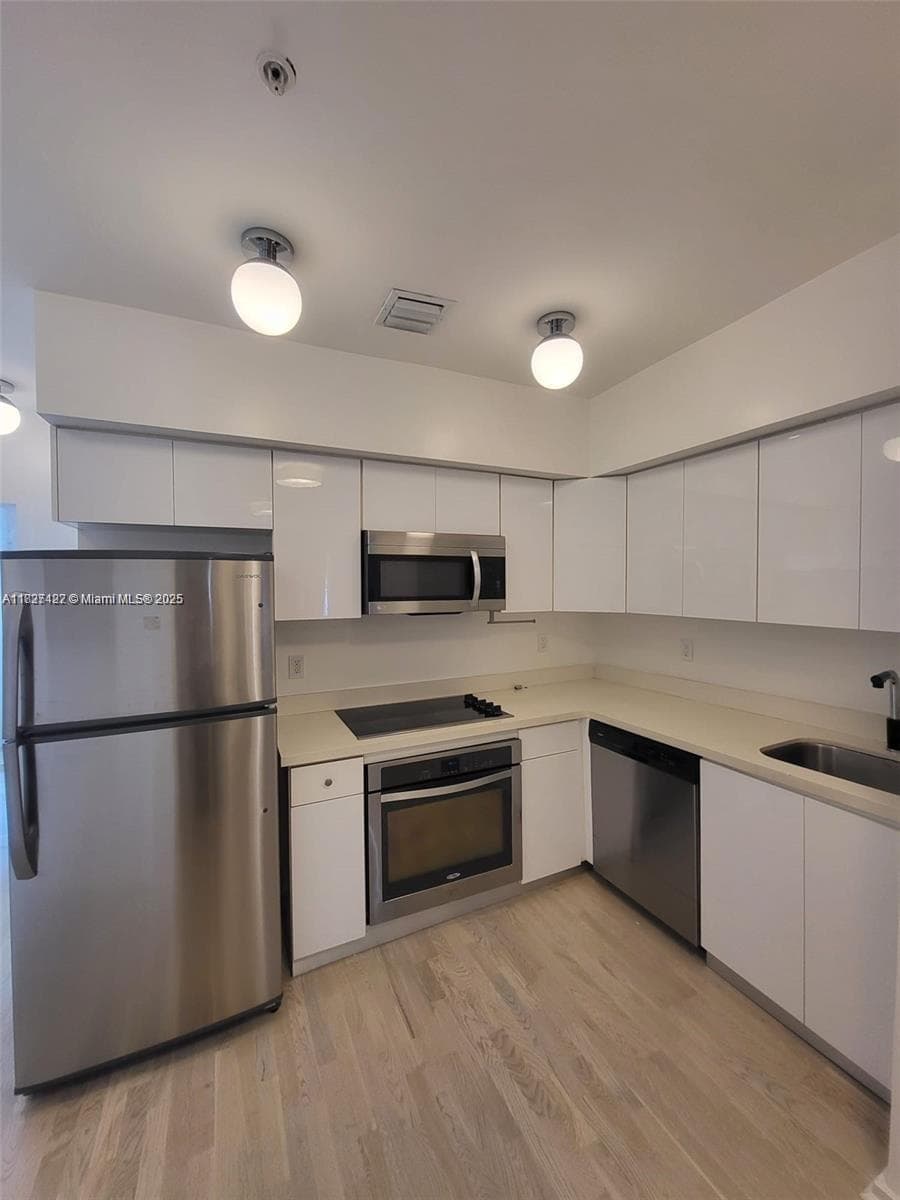 810 7th St # 206, Miami Beach, FL 33139 — zdjęcie 4