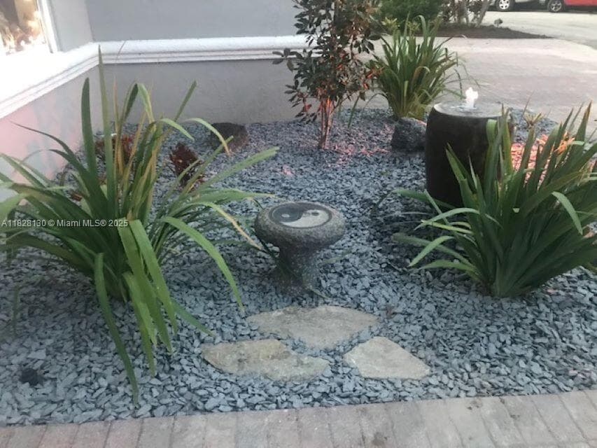 2108 NE 24th St, Wilton Manors, FL 33305 — zdjęcie 2