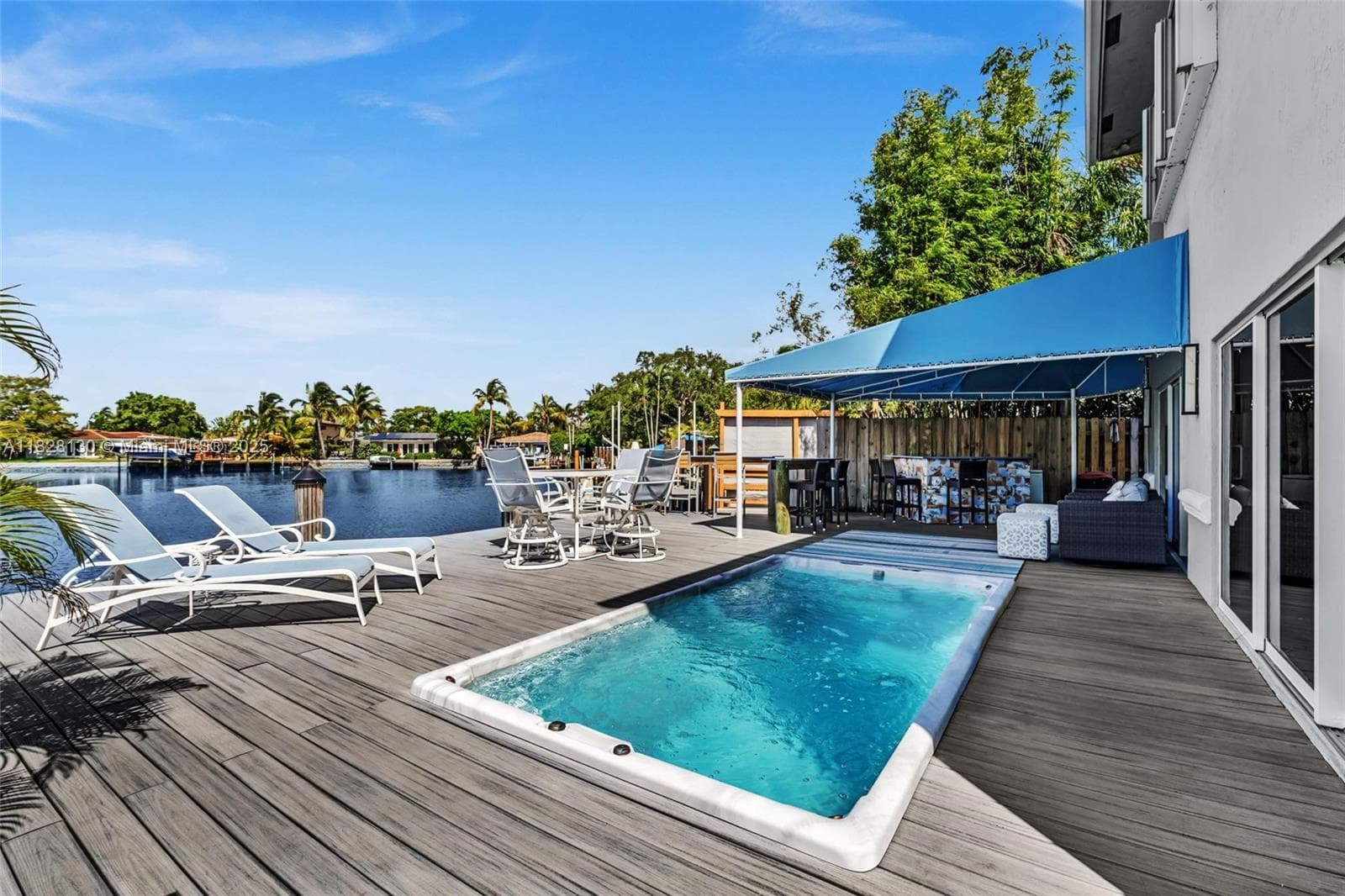 2108 NE 24th St, Wilton Manors, FL 33305 — zdjęcie 3