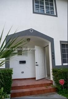 968 N 18th Ct, Hollywood, FL 33020 — zdjęcie 2