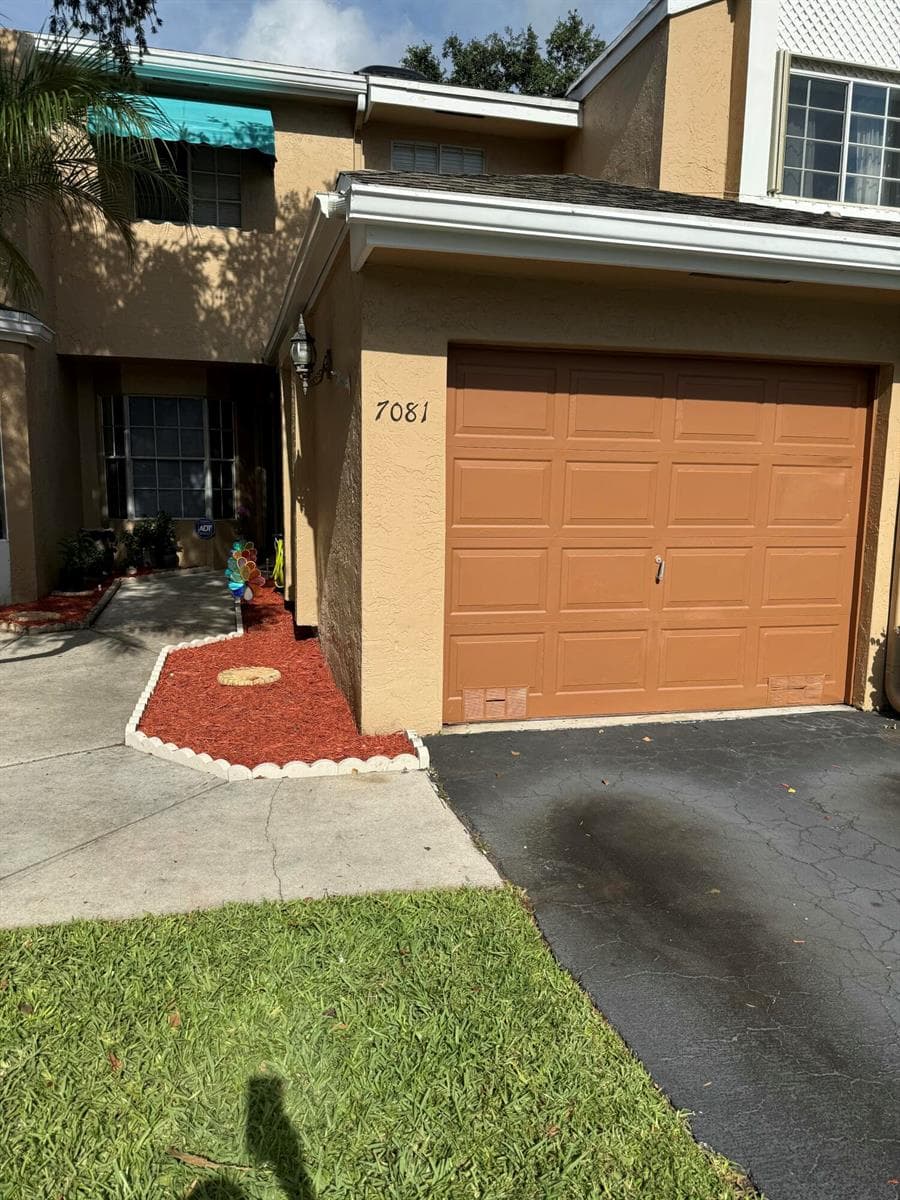 7081 Woodmont Way, Tamarac, FL 33321 — zdjęcie 2