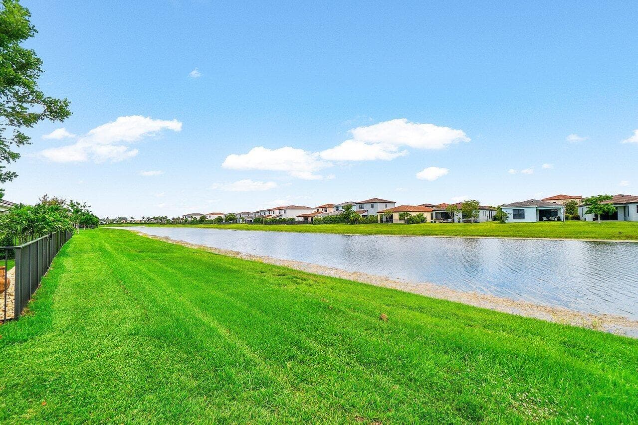 16070 Key Biscayne Lane, Westlake, FL 33470 — zdjęcie 4