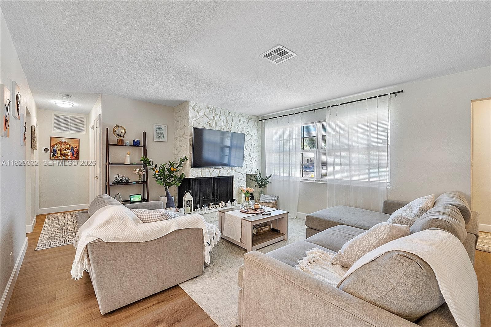 3301 NW 42nd St, Lauderdale Lakes, FL 33309 — zdjęcie 5