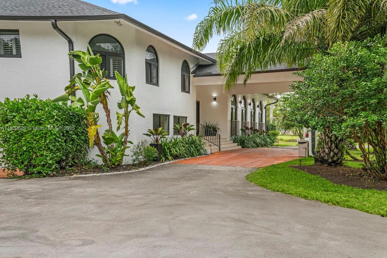 14875 SW 212th St, Miami, FL 33187 — zdjęcie 2