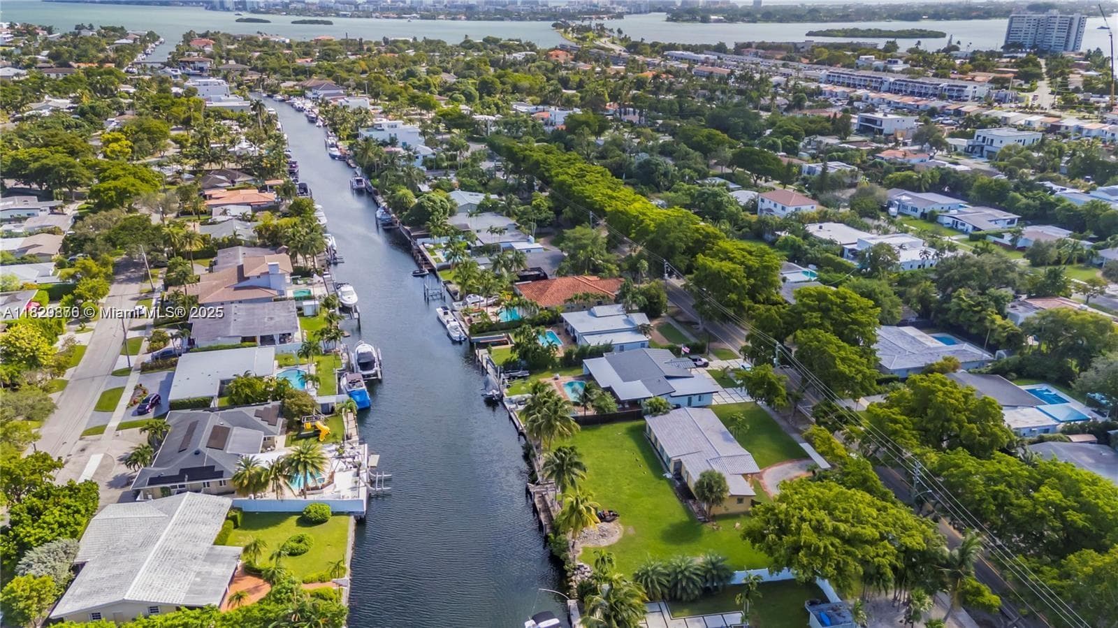 1865 Keystone Blvd, North Miami, FL 33181 — zdjęcie 2